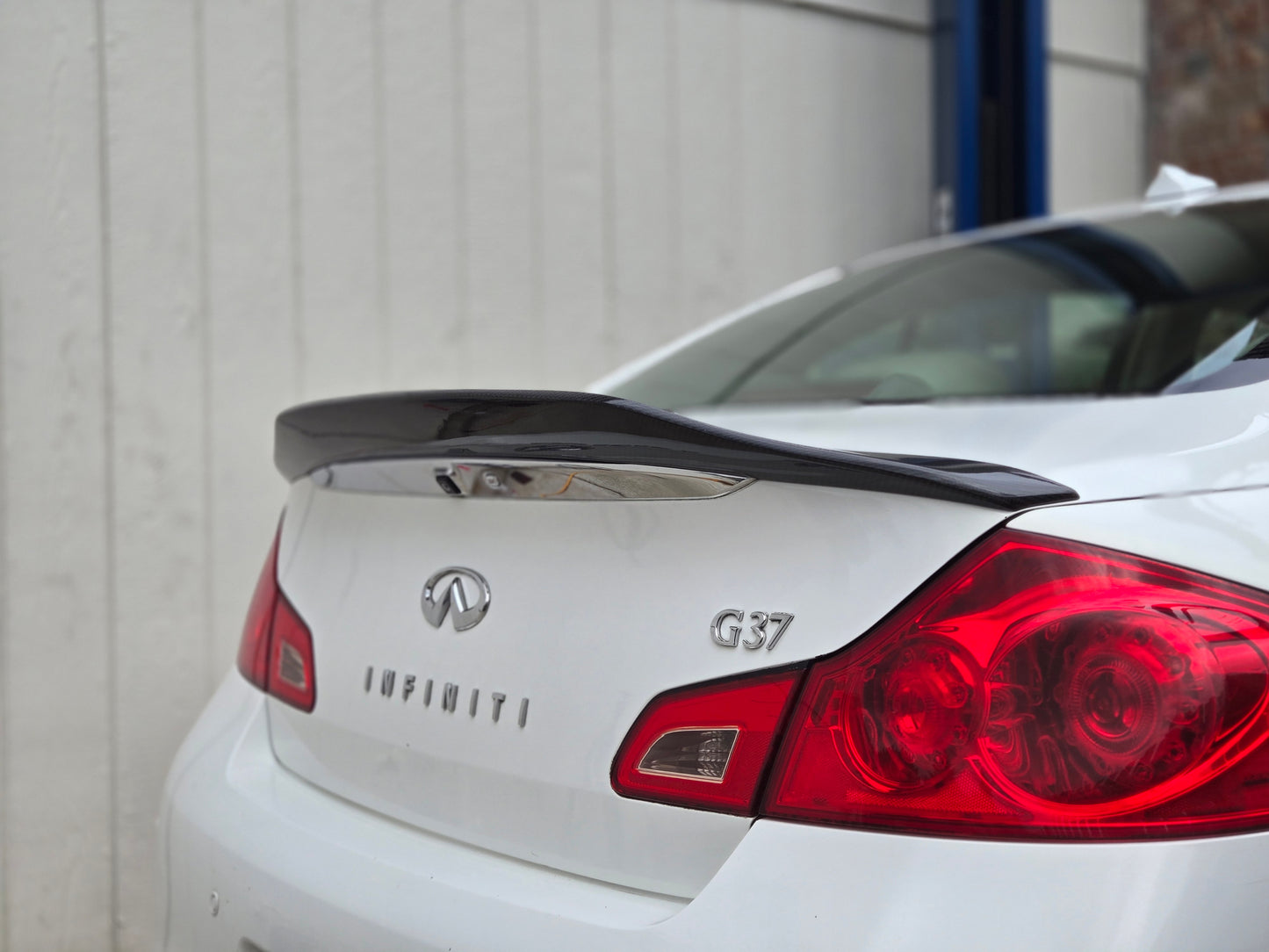 2008-2013 G37 Sedan High Kick Duckbill Spoiler v2