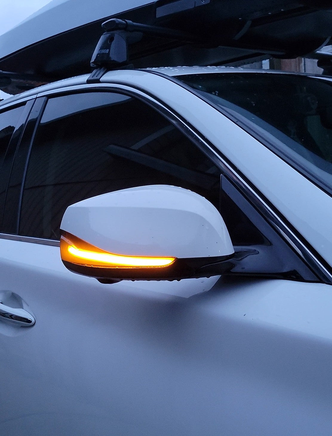 Smoked Sequential Mirror Turn Signals for Q50/Q60/Q70 (Plug-and-Play)