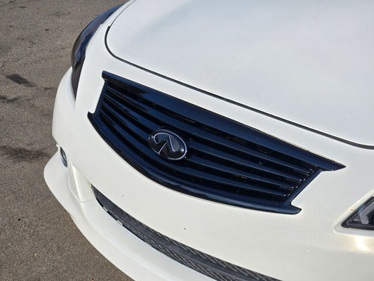 2010-2013 G37 Sedan Gloss Black Grill (G25, Q40)